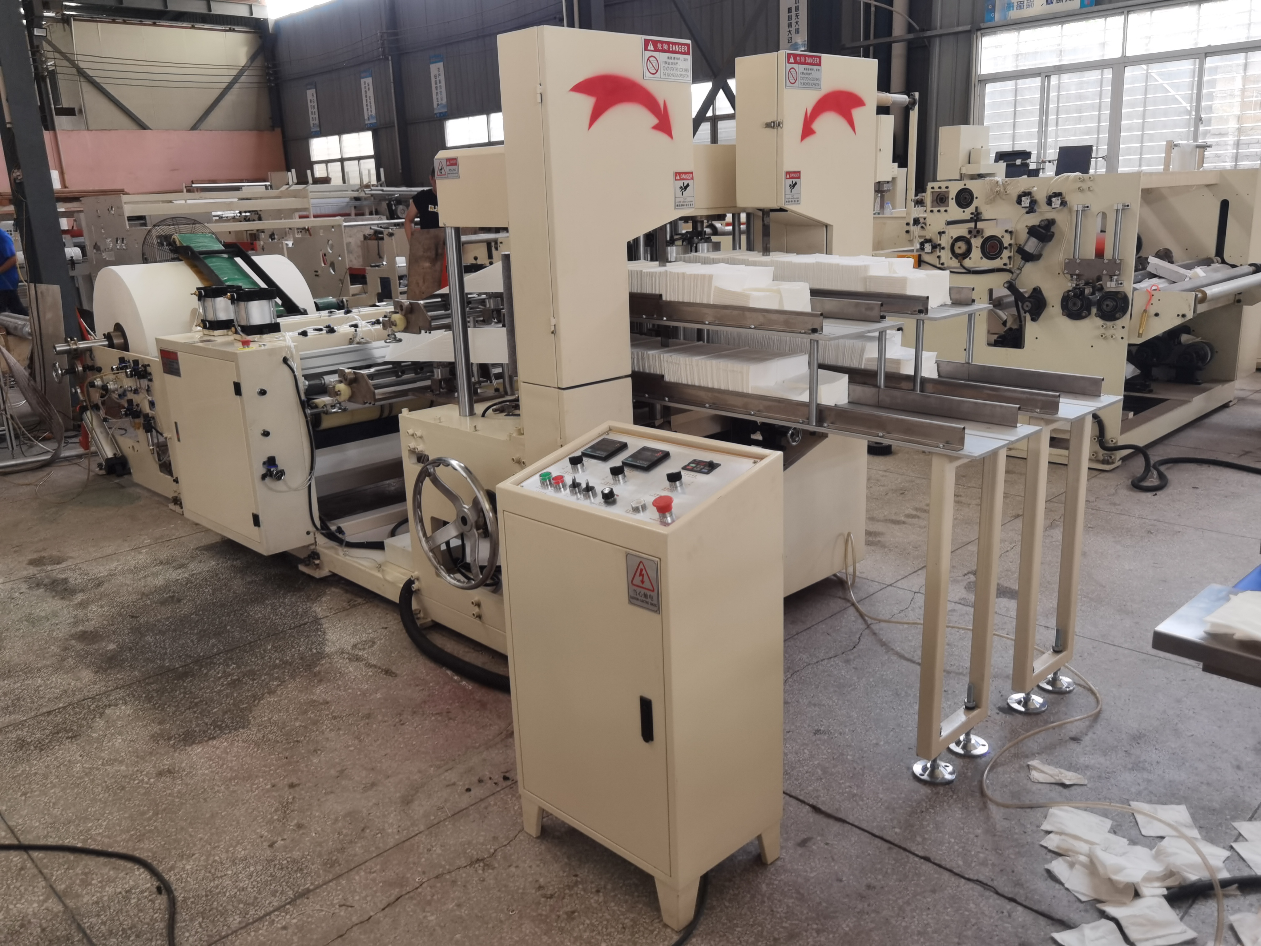 Conveinent 1/4 Fold Napkin Paper Machine