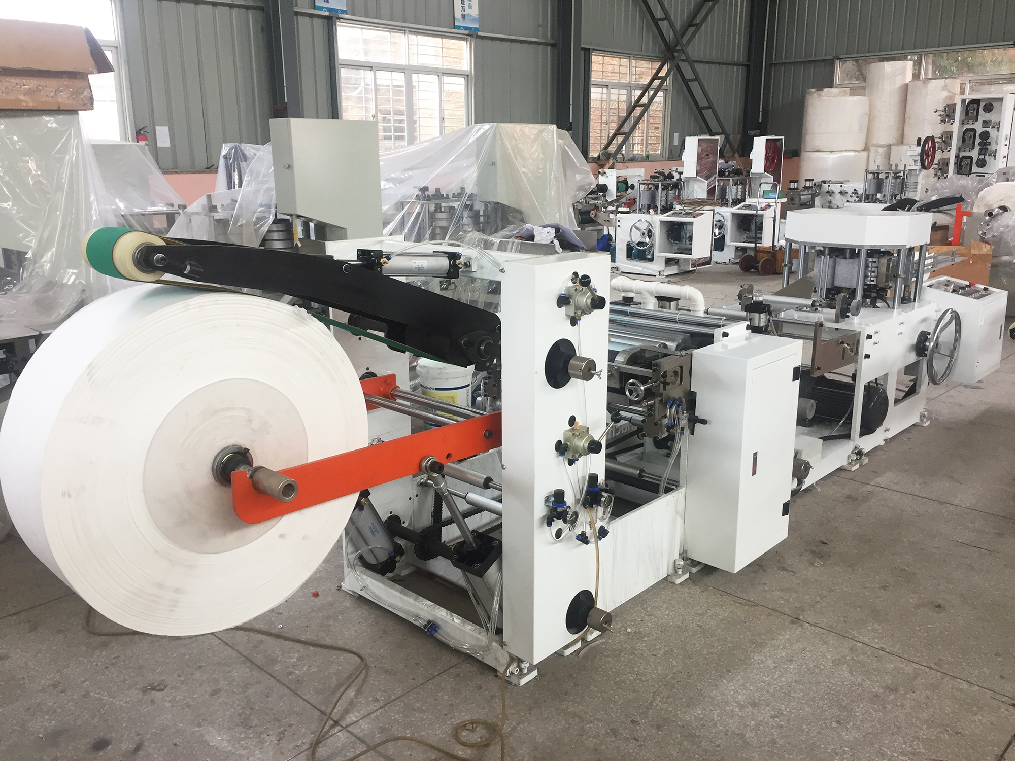 Customized Various Width L Fold Dispenser Napkin Paper Machine For Sale