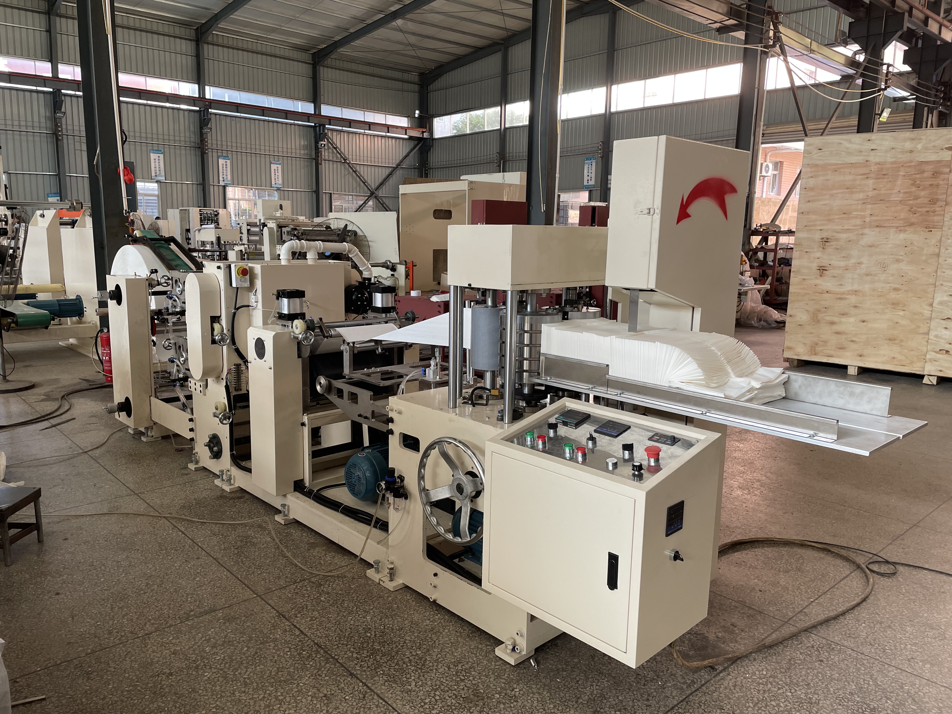 Fluffy 1/2 Fold Napkin Paper Making Machine For Sale