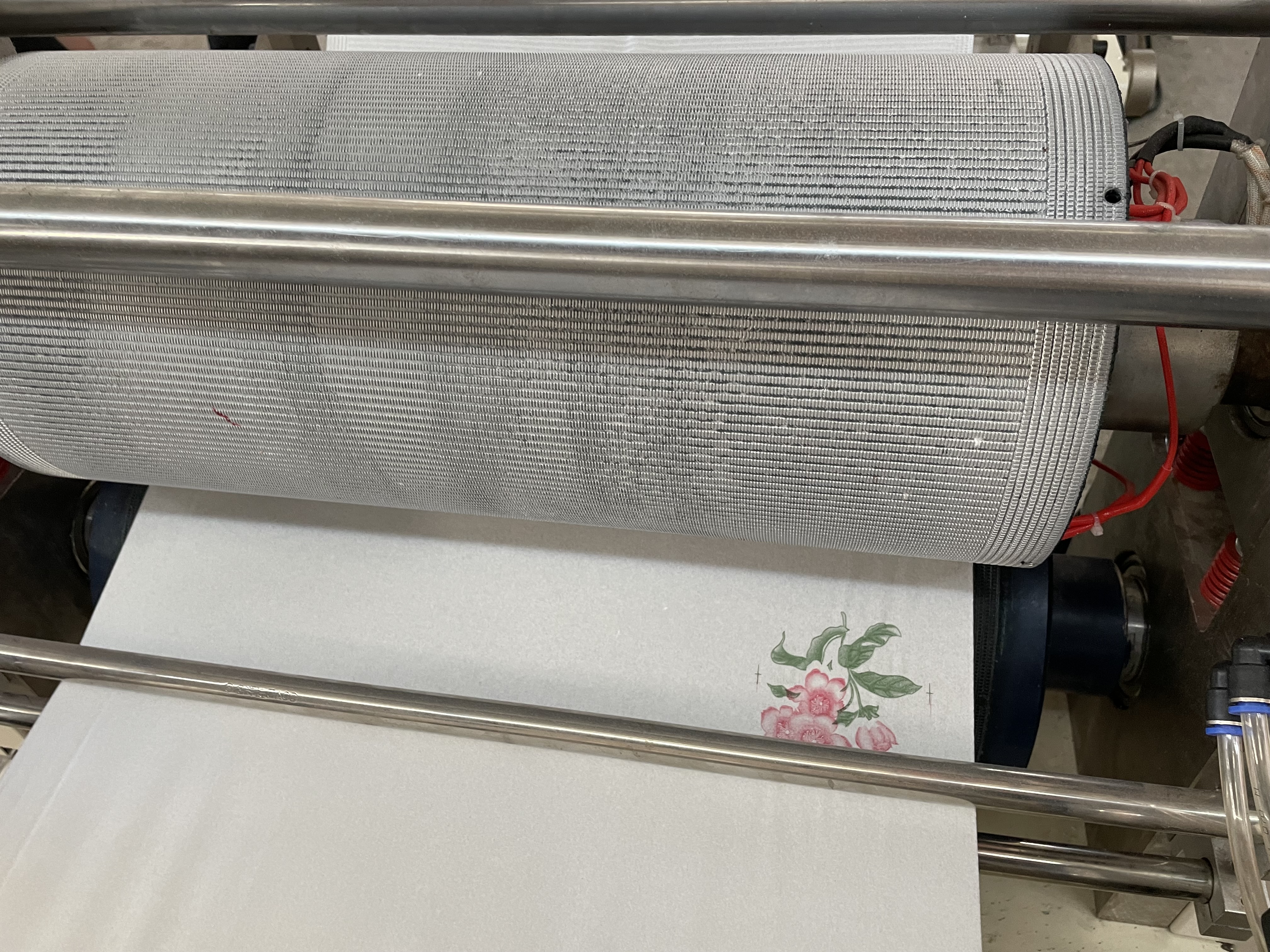 Frequency Drive 1/8 Fold Dental Bib Towel Napkin Paper Machine For Sale