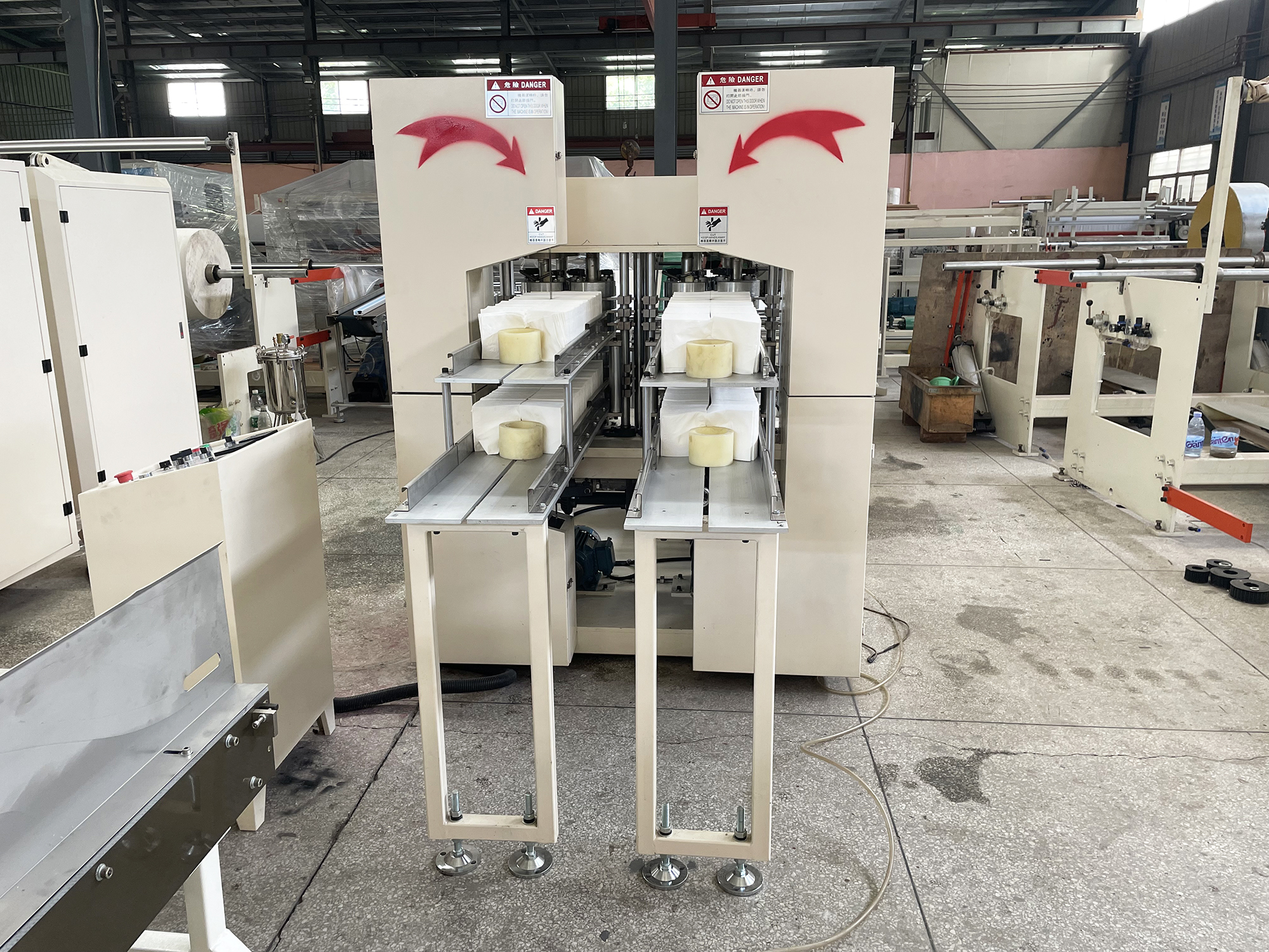 Automatic Innovative Design High Speed Napkin Paper Making Machine 